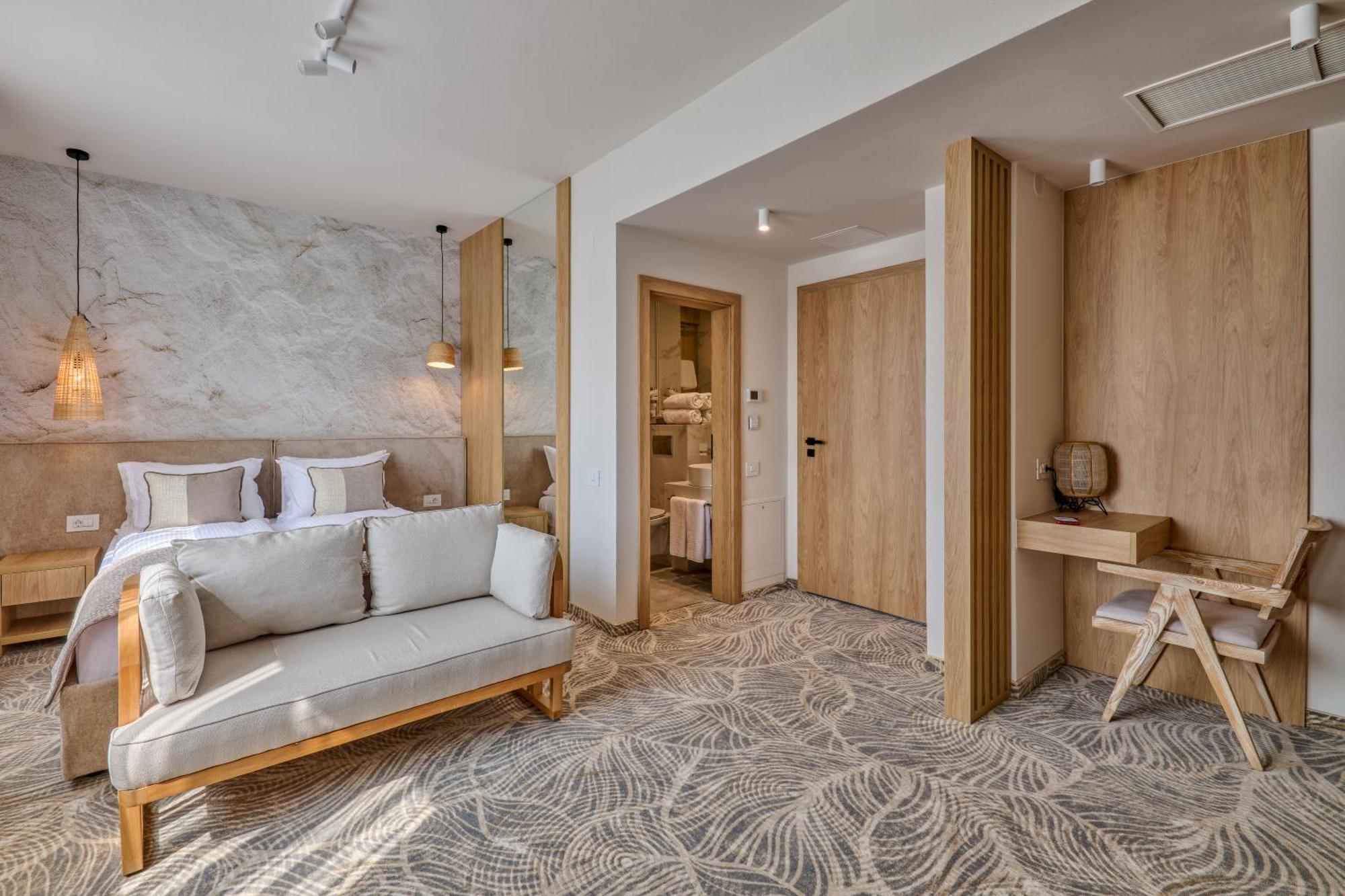 Hotel Serenity Τιμισοάρα Εξωτερικό φωτογραφία