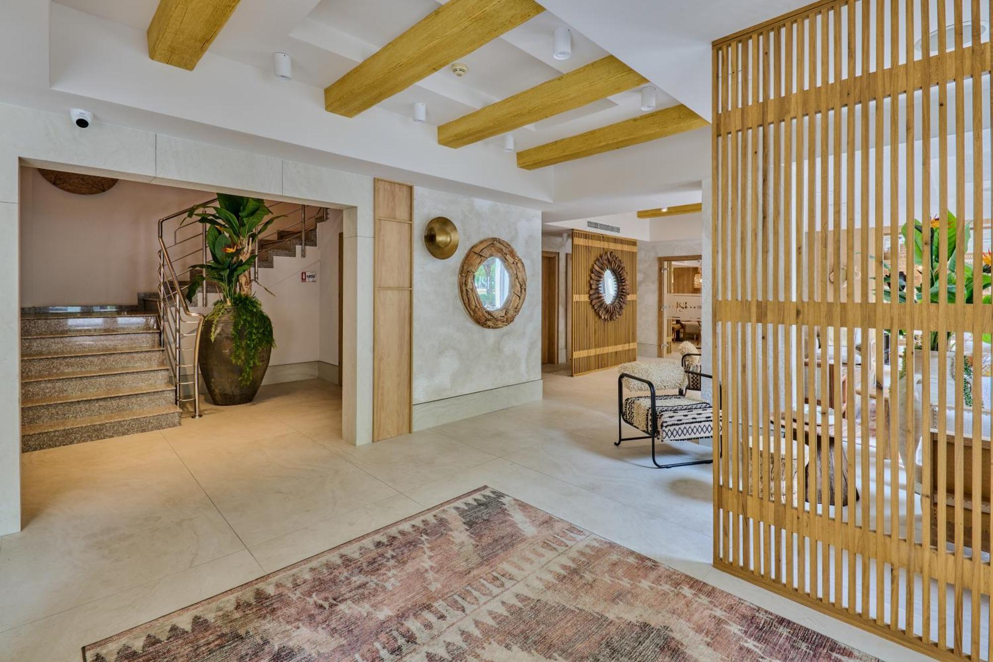 Hotel Serenity Τιμισοάρα Εξωτερικό φωτογραφία