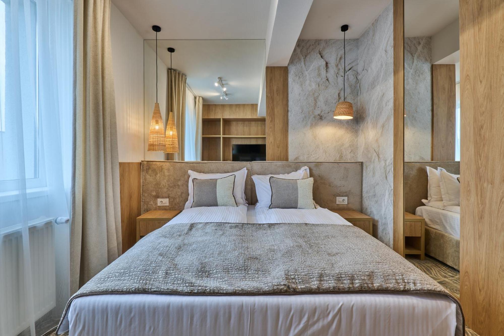 Hotel Serenity Τιμισοάρα Εξωτερικό φωτογραφία
