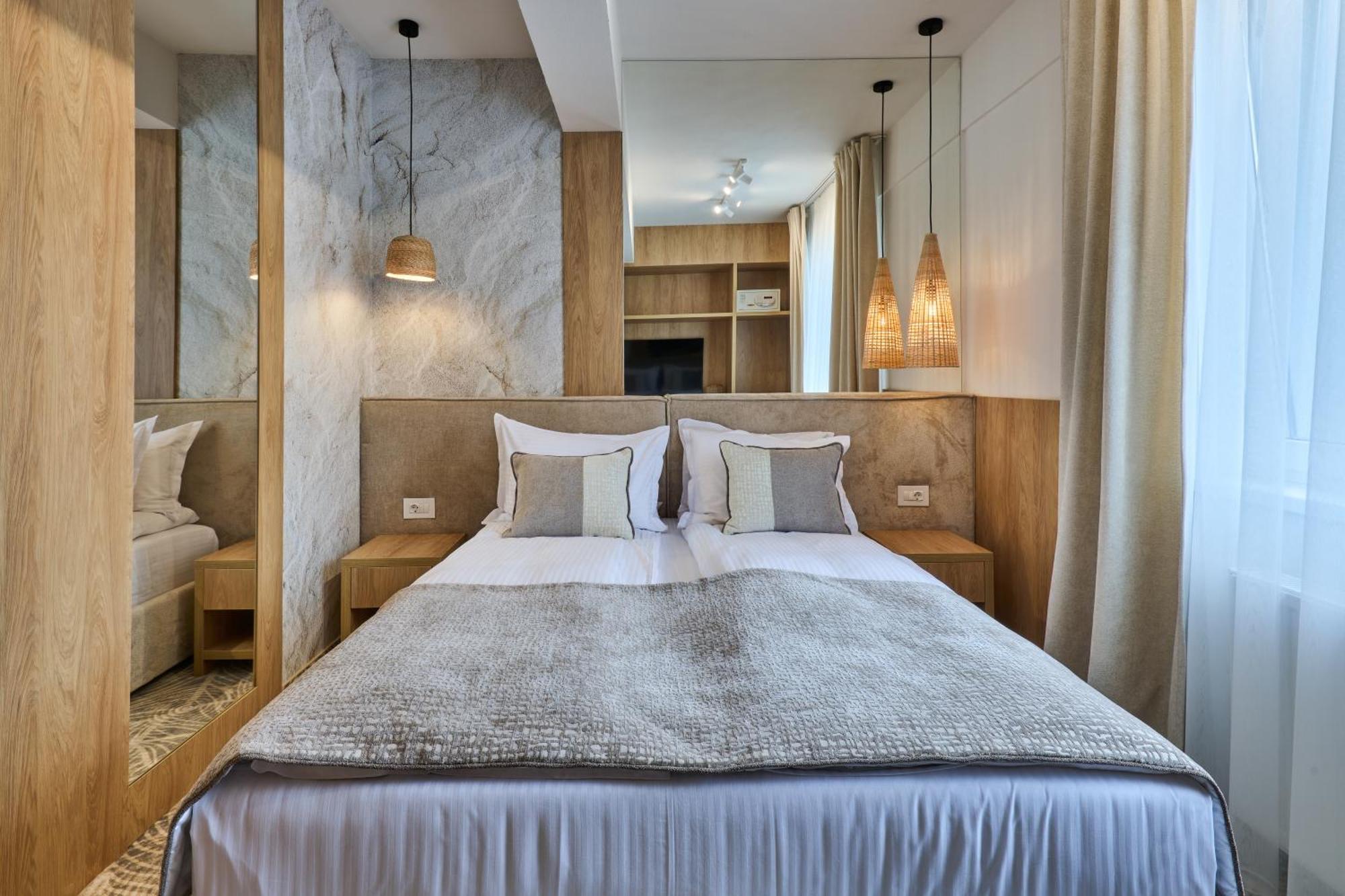 Hotel Serenity Τιμισοάρα Εξωτερικό φωτογραφία