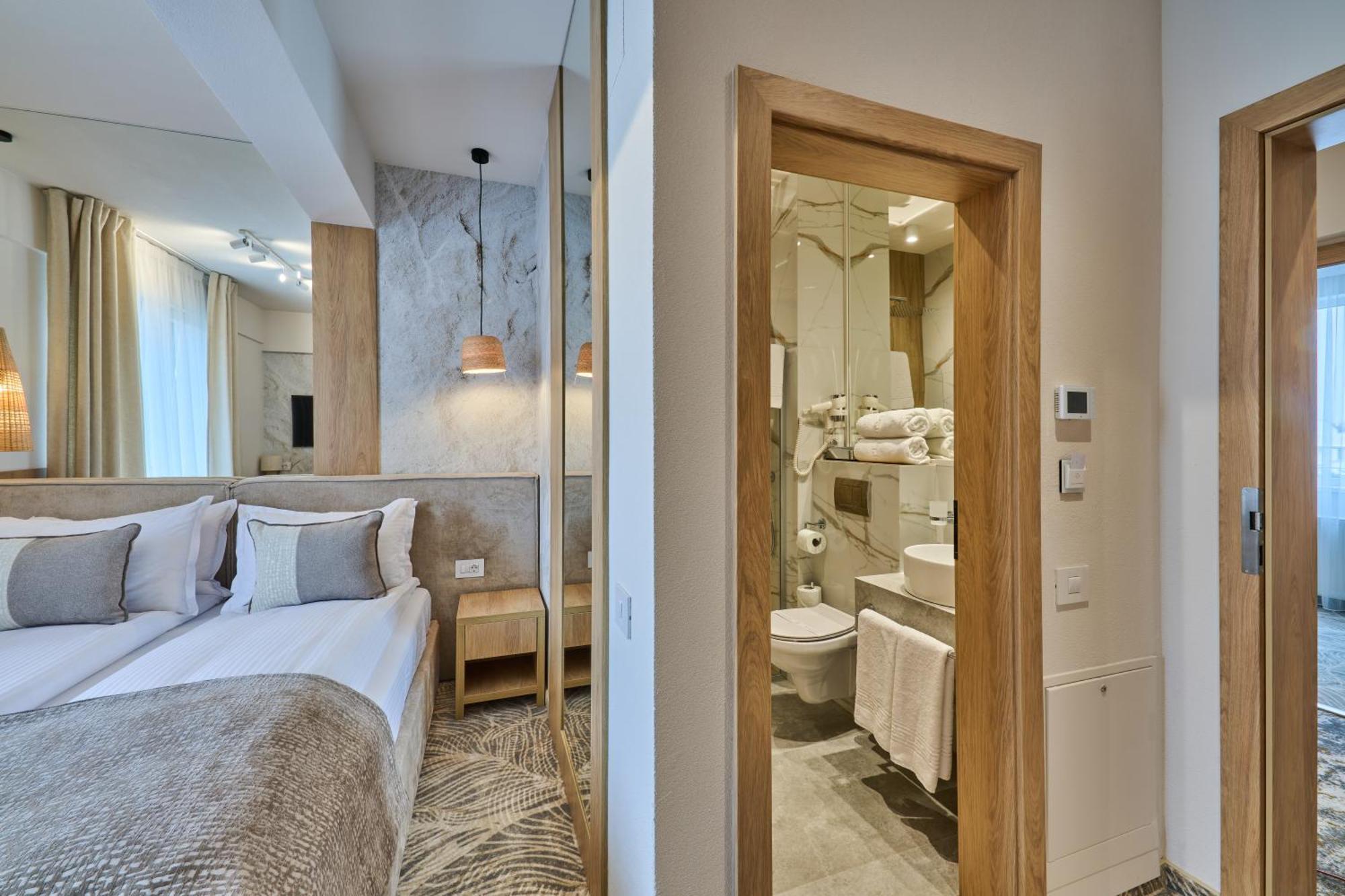 Hotel Serenity Τιμισοάρα Εξωτερικό φωτογραφία