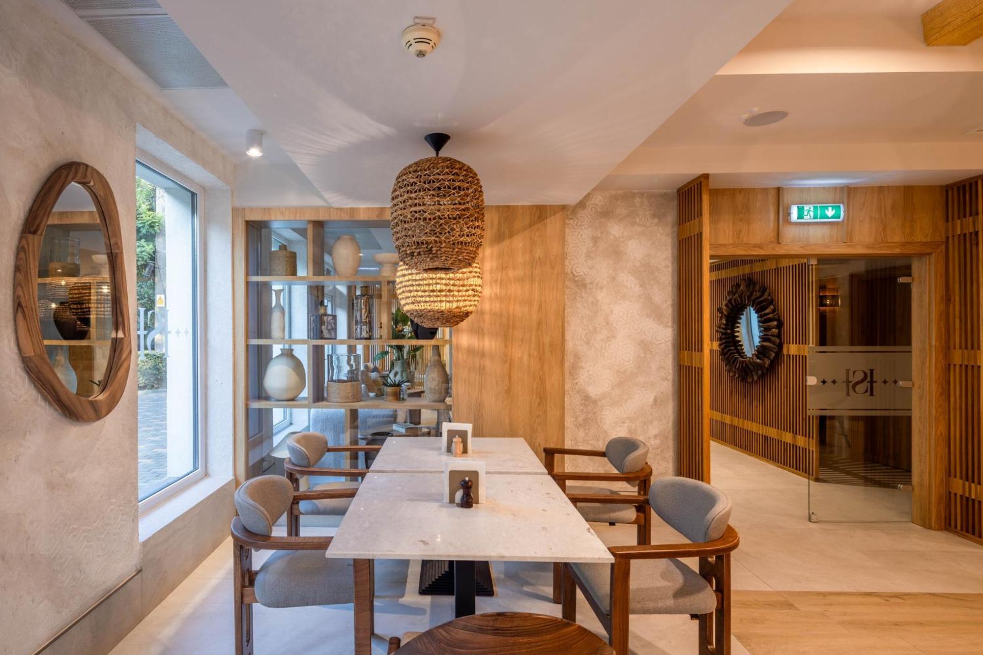 Hotel Serenity Τιμισοάρα Εξωτερικό φωτογραφία